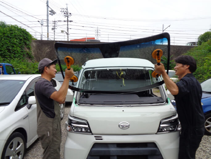 フロントガラス交換 施工例